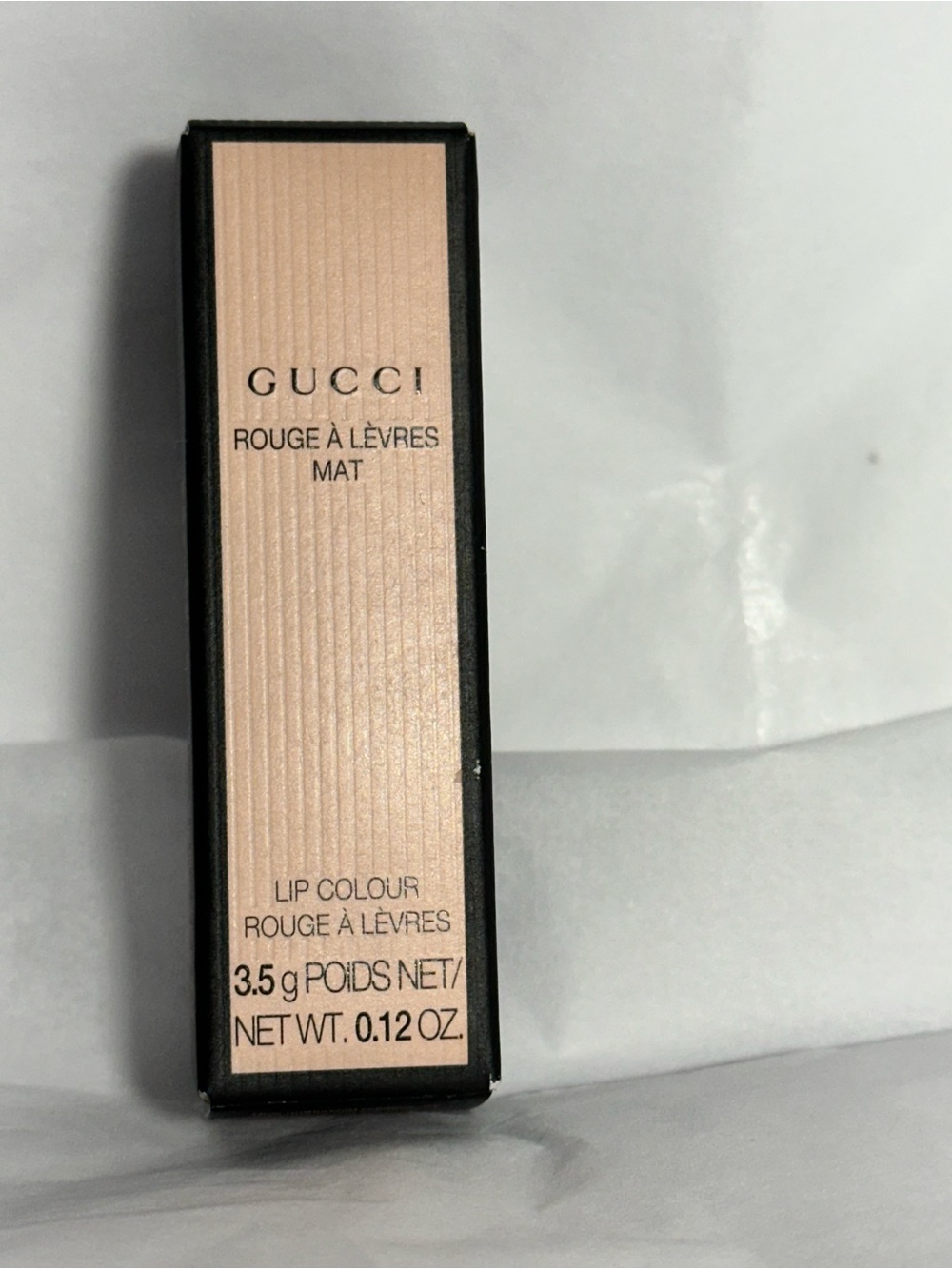 Gucci Rouge À Lèvres Mat Lip Color • Luxury Matte Lipstick • 220 Suzanne Sunset